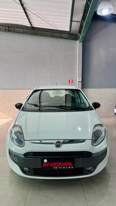 FIAT PUNTO 1.6 ESSENCE 16V FLEX 4P MANUAL FIAT PUNTO 1.6 ESSENCE 16V FLEX 4P MANUAL